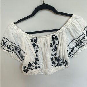 Black and Off White Embroidered Puff Sleeve Crop Top